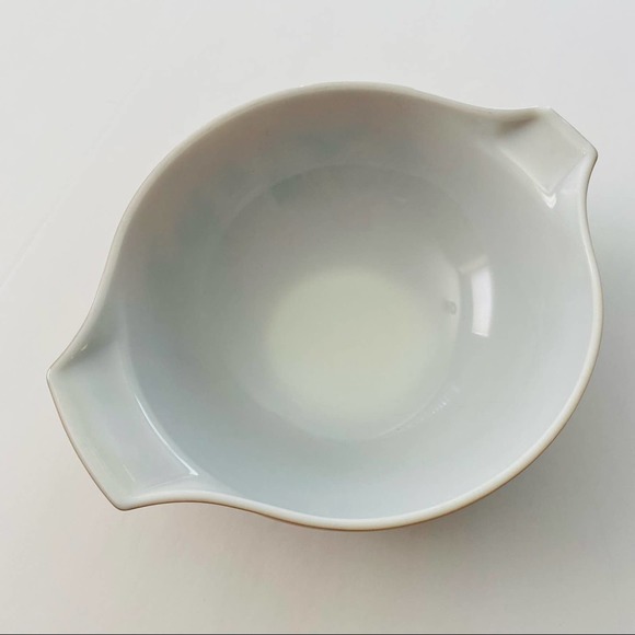 Pyrex | Early American Vintage 4 Qt Cinderella Mixing Bowl - Picture 13 of 13